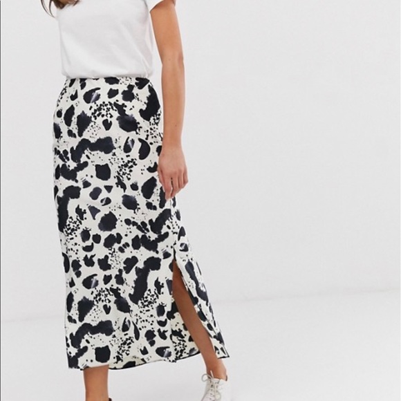 ASOS Y2K satin midi skirt - Picture 4 of 8
